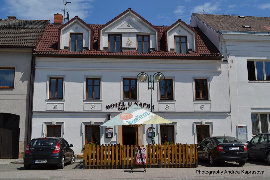尤卡普拉酒店 Lázně Bělohrad 外观 照片